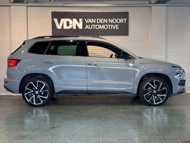 Skoda Karoq 1.5 TSI Sportline Business DSG Pano Virtual ACC Stoelverw 19''