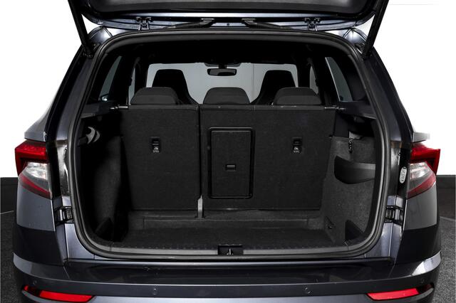 Skoda Karoq 1.5 TSI ACT Sportline Business 150 PK - Automaat | Trekhaak | Dig.Cockpit | Adapt.Cruise | Stoel-+Stuurverw. | Camera+PDC | NAV+App | LM 18'' |