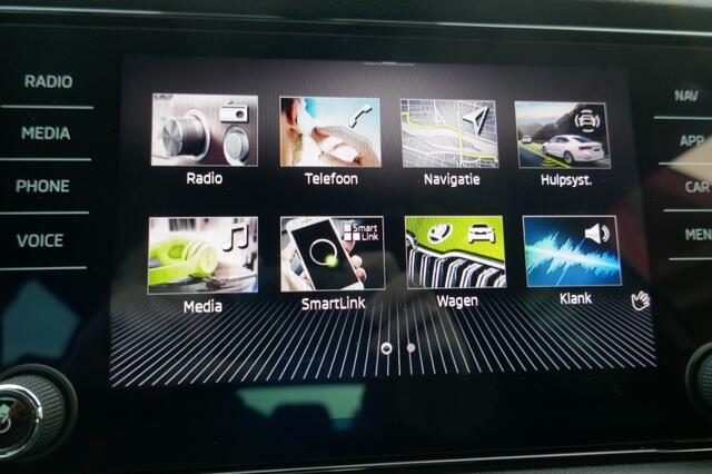 Skoda Karoq 1.5 TSI SPORTLINE BUSISNES 150 pk CAMERA/VIRTUAL COCKPIT/FULL NAVI