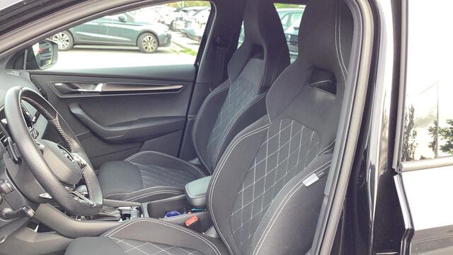 Skoda Karoq 1.5 TSI ACT 150pk Sportline Business DSG / Panoramadak / Stoelverwarming / Camera