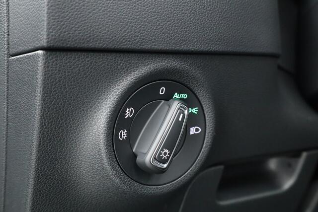 Skoda Karoq 1.5 TSI ACT DSG Style | Pano | Elek. Trekhaak | CarPlay | Keyless | Adapt. Cruise Nakijken!