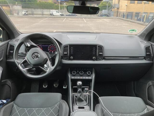 Skoda Karoq 1.5 TSI 150pk ACT Sportline Business / Navigatie / Stoelverwarming / Camera