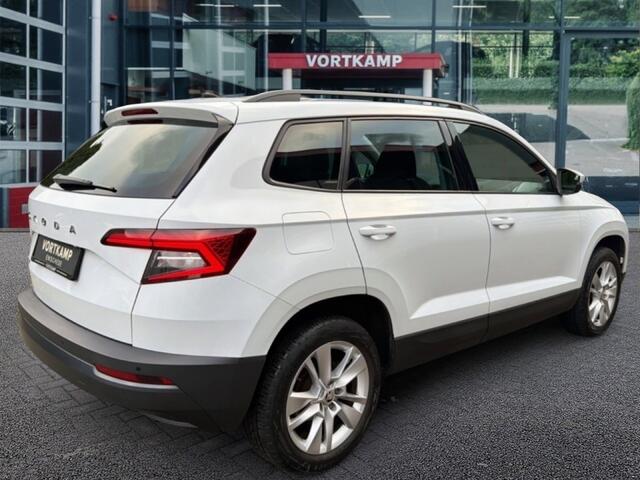 Skoda Karoq 1.5 TSI DSG AMBITION TREKHAAK/CAMERA/NAVI/CARPLAY/ACC/STOELVERW
