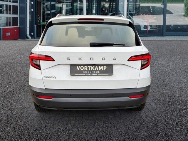 Skoda Karoq 1.5 TSI DSG AMBITION TREKHAAK/CAMERA/NAVI/CARPLAY/ACC/STOELVERW