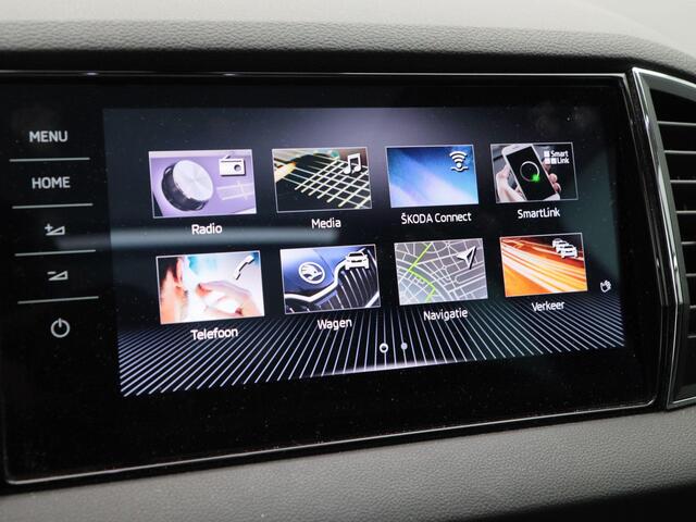 Skoda Karoq 1.5 TSi 150 Pk Style Business | Panoramadak | Canton | Trekhaak | Stoelverwarming | Adaptive Cruise | Navigatie | Carplay | Camera | 18 inch | 108.873 Km!!