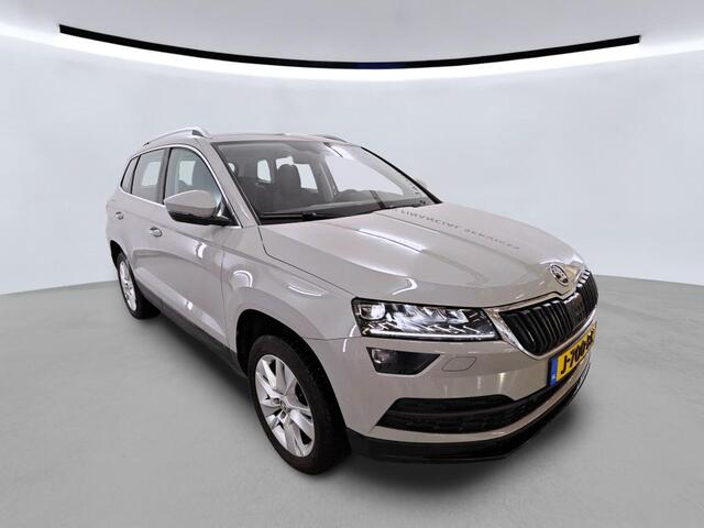Skoda Karoq 1.0 TSI 115pk Business Edition / LED / Navigatie / Camera/ 17" LMV
