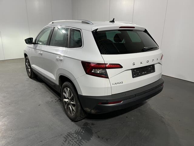 Skoda Karoq 1.0 TSI Ambition / CRUISE/ SMARTLINK/ PARK. SENSOREN + CAMERA/ CLIMA/ STOEL VERWARM./ BLUETOOTH/ LED/ DAB