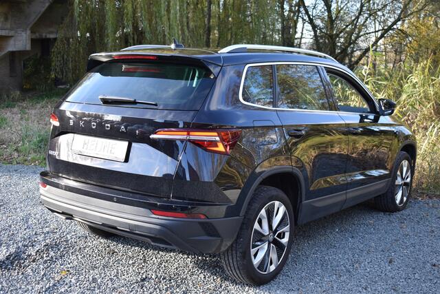 Skoda Karoq 1.5 TSI ACT 150PK DSG BUSINESS CARPLAY/ECC/STOELVERWARMING