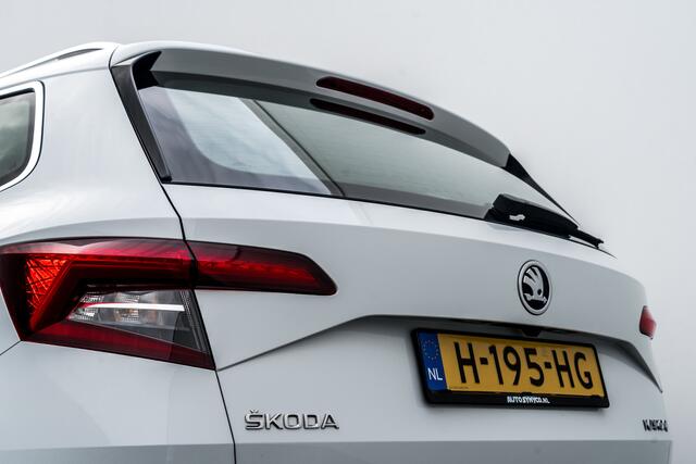 Skoda Karoq 1.5 TSi 150 Pk Automaat Sportline Business I Sportstoelen I Trekhaak I Camera I Navi