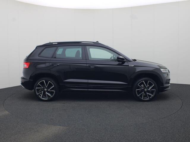 Skoda Karoq 1.5TSI/150PK ACT Sportline Business DSG · Panoramadak · 19'' Velgen · Apple/Android Car Play
