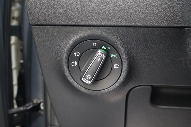 Skoda Karoq 1.5 TSI ACT Style Business 150pk Automaat | Trekhaak | Canton