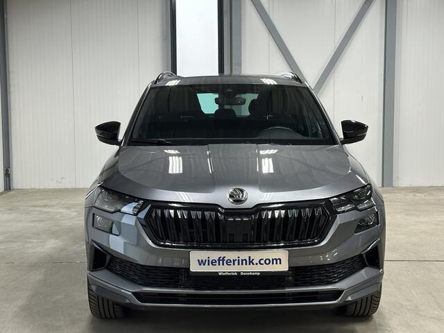 Skoda Karoq 1.5 TSI 150pk ACT Sportline | Elek. Trekhaak | Navigatiepakket | ACC | Ambient Lighting