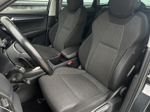 Skoda Karoq 1.5 TSI ACT Style | LED | Elek. Trekhaak | Navi | Carplay | Camera | Virtual Cockpit