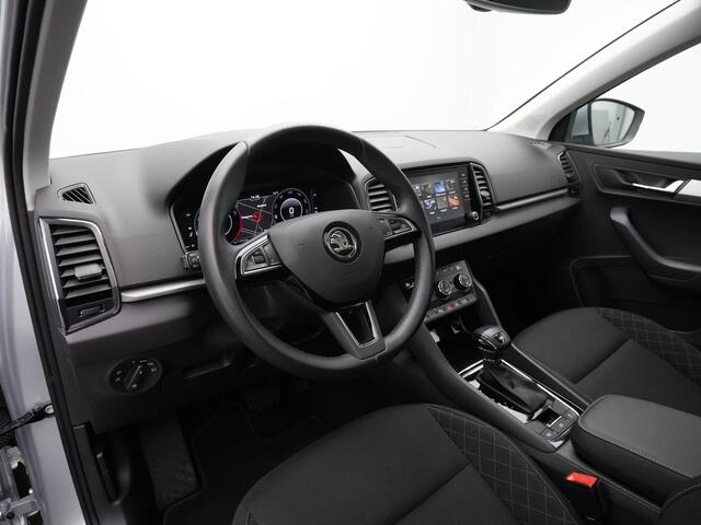 Skoda Karoq 1.0 TSI 115 pk DSG Ambition Business | Panoramadak | Trekhaak | Achteruitrijcamera | Stoelverwarming | Navigatie