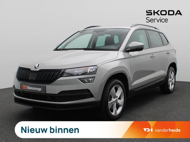 Skoda Karoq 1.5 TSI Business Edition Plus 150PK Trekhaak, Achterruitrijcamera, Keyless, Stoelverwarming, Navi, Cruise Control, Apple Carplay/Android Auto, Parkeersensor voor+achter, 17" LM Velgen