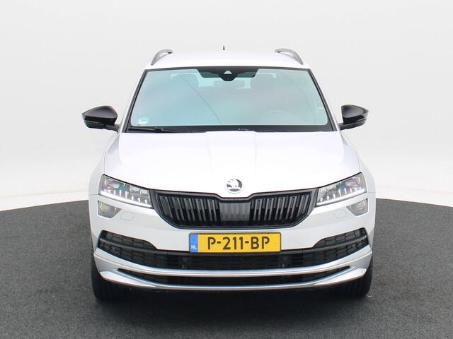 Skoda Karoq 1.5 TSi 150 Pk Automaat Sportline Business | Trekhaak | Canton Audio | Camera | Adaptive Cruise | Zwarte Hemel | 19 Inch | 43.935 Km!!