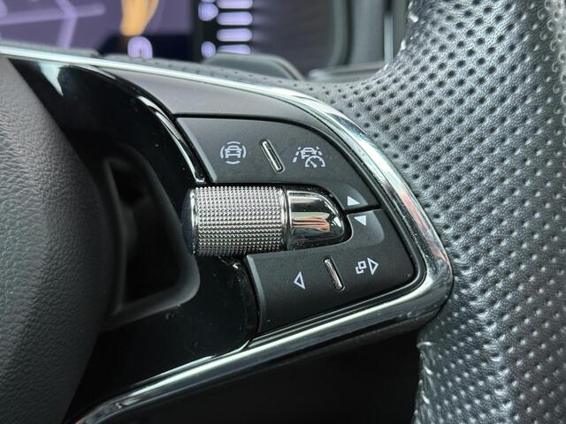 Skoda Karoq 1.5 TSI ACT Sportline Business | 150 PK | Automaat | Trekhaak wegklapbaar | Panoramadak | Navigatiesysteem | Verwarmde voorstoelen |