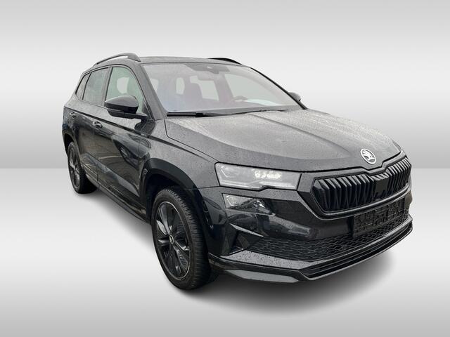 Skoda Karoq 1.5 TSI ACT 150pk Sportline DSG Automaat Panoramadak / Lederen interieur / Navigatie / Elektrisch verstelbare voorstoelen met geheugen / Camera