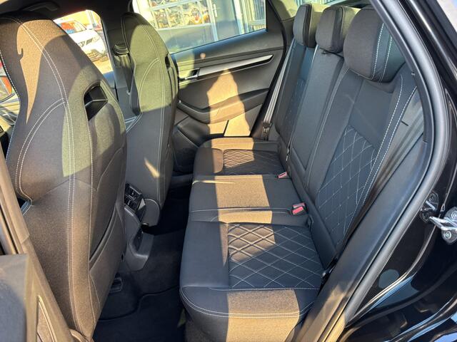 Skoda Karoq 1.5 TSI ACT Sportline / Stoel & Stuurverwarming / Elektrische Achterklep / AndroidAuto/Applecarplay / Zomer & Winterbanden /