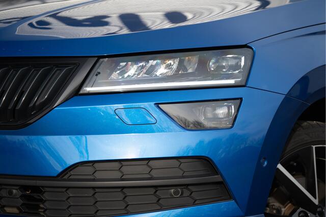 Skoda Karoq 1.5 TSI ACT Sportline Business | Trekhaak | Adapt. Cruise | CANTON | Camera | 19" | Winterpakket