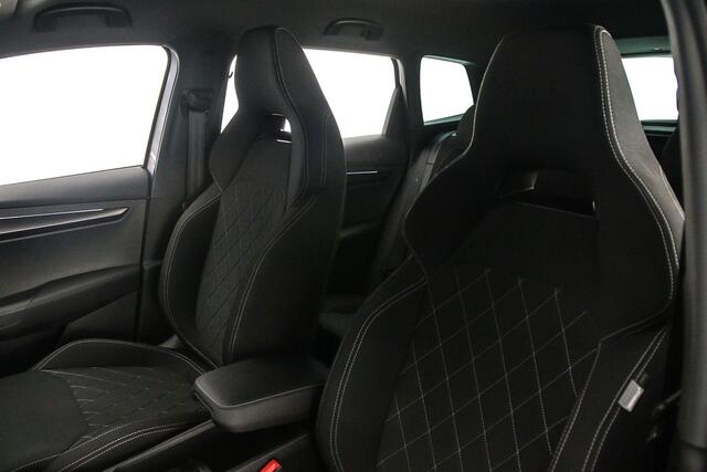 Skoda Karoq Sportline Business 1.5 TSI 150pk DSG Automaat Trekhaak, Adaptive cruise control, Achteruitrijcamera, Navigatie, Elektrische achterklep, LED matrix koplampen