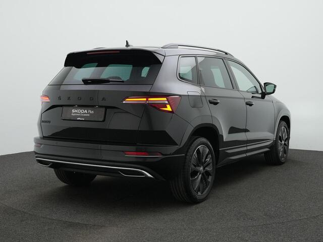 Skoda Karoq 1.5 TSI ACT 150 pk DSG Sportline | Adaptief onderstel | Stuur-/achterbankverwarming | Matrix LED | Keyless