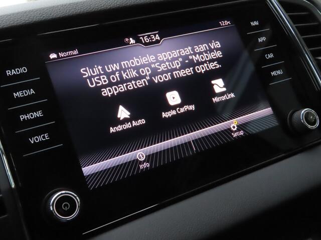 Skoda Karoq 1.5 TSI ACT Style | camera | achterklep elektrisch | adaptive cruise | navi | stoelverwarming