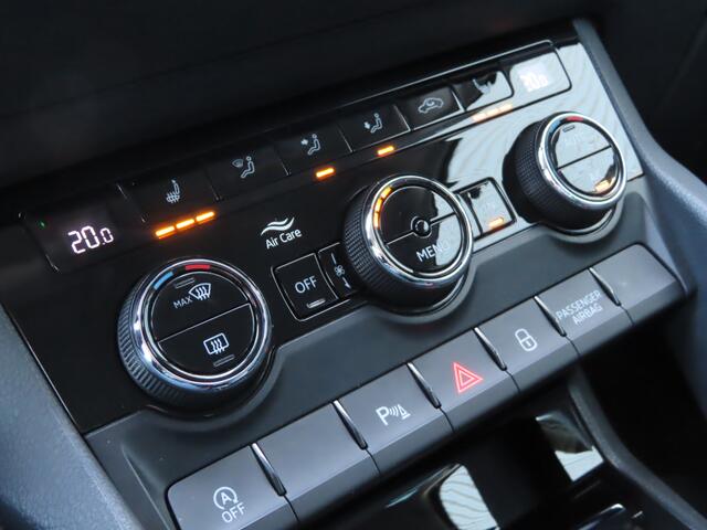 Skoda Karoq 1.5 TSI ACT Ambition DSG | stoelverwarming | parkeersensoren voor + achter |