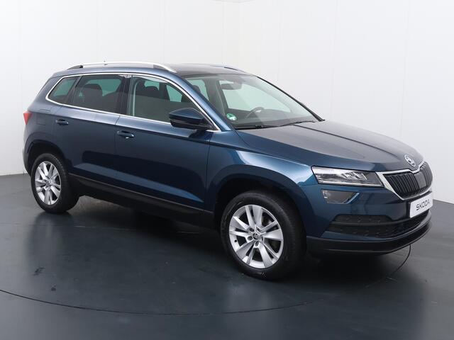 Skoda Karoq 1.5 TSI ACT Business Edition Plus | 150 PK | Trekhaak wegklapbaar | LED verlichting | Navigatiesysteem |