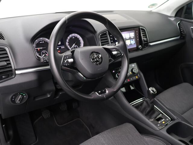 Skoda Karoq 1.5 TSI ACT Business Edition Plus | 150 PK | Trekhaak wegklapbaar | LED verlichting | Navigatiesysteem |