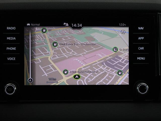 Skoda Karoq 1.5 TSI ACT Sportline Business Automaat | Navigatie | 1e eigenaar | Trekhaak |