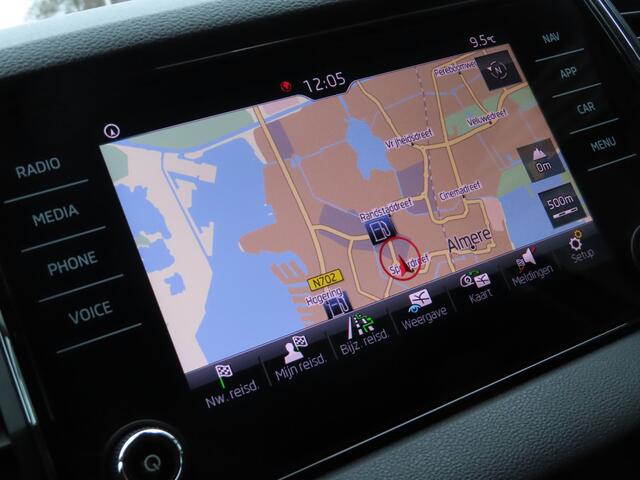 Skoda Karoq 1.0 TSI Style DSG | sportstoelen | virtual cockpit | stoelverwarming | elektrische achterklep