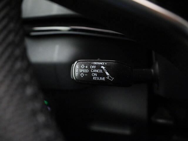 Skoda Karoq 1.5TSI/150PK ACT Sportline Business DSG · Panoramadak · Leder · Camera + Parkeersensoren · Garantie t/m 08-08-2026