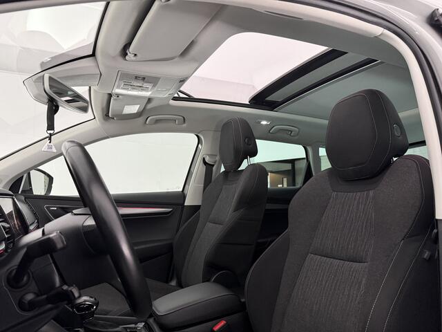 Skoda Karoq 1.5 TSI ACT Style Business | Pano | Sfeer | Camera | Canton | Memory | Trekh. | Carplay | Adap. Cruise | NAP
