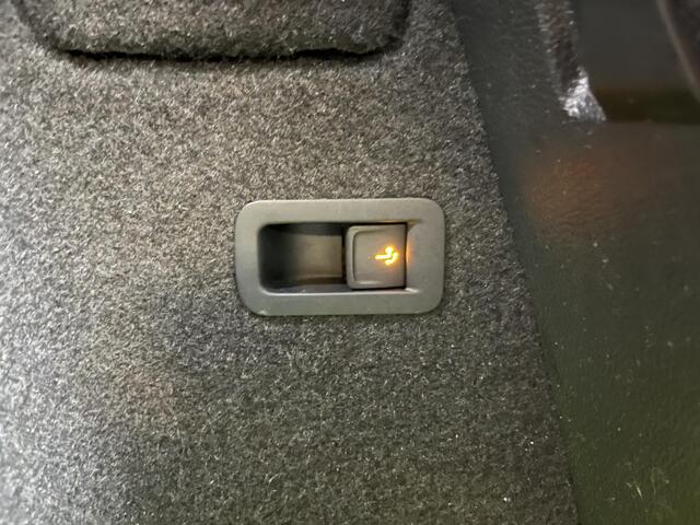 Skoda Karoq 1.5 TSI ACT Sportline | TREKHAAK | CANTON | ACC |