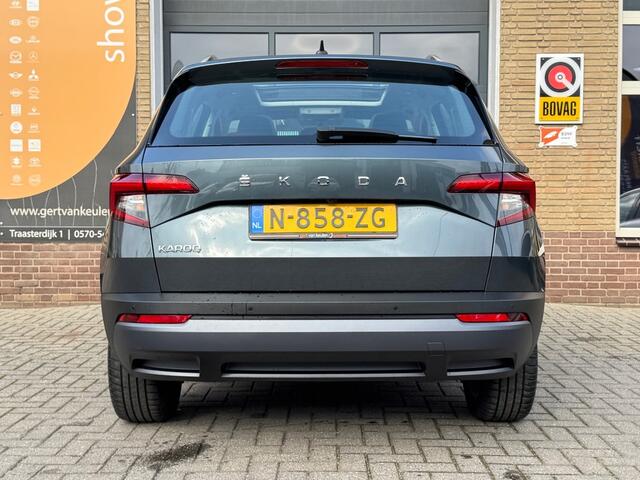 Skoda Karoq 1.0 TSI BUSINESS ED. PLUS HALF LEDER/PANODAK/LED/CARPLAY