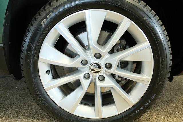 Skoda Karoq 1.5 TSI ACT Sportline Business Pano/Memory/LED/Navi/Trekhaak/Leder/ Alcantara, Clima!