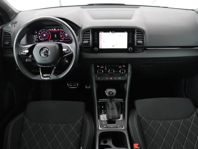 Skoda Karoq 1.5 TSI Sportline | Panoramadak | Stoelverwarming | Virtual Cockpit | Adaptive cruise | Canton Audio | Camera | File Assistent | Keyless | Side Assist | Full LED | Navigatie