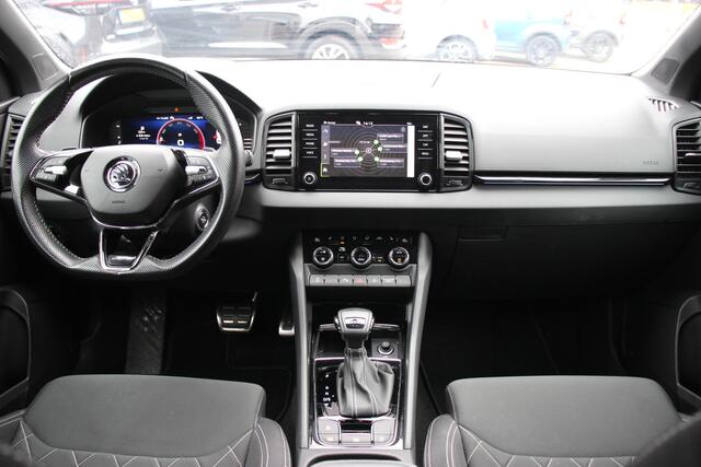 Skoda Karoq 1.5 TSI DSG Sportline Business Automaat | Trekhaak | Virtual cockpit | Stoel-/stuurverwarming |