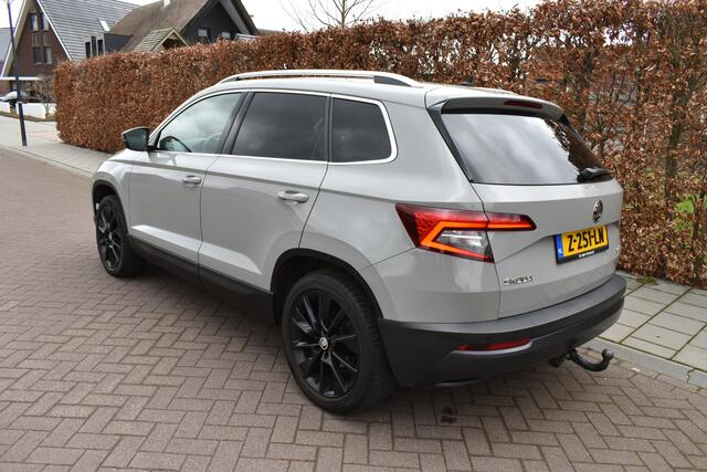Skoda Karoq 1.5 TSI ACT Style Sport LEER, TREKH. ZÉÉR MOOI!
