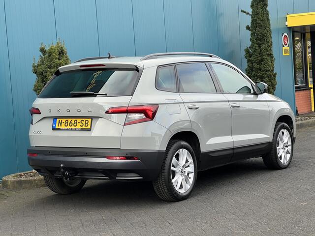 Skoda Karoq 1.5 TSI DSG AUT. Business Edition PANO | ELEK.TREKH | CARPLAY | STOEL/STUURVERW | ADAPT.CRUISE | NAV | PDC | LMV
