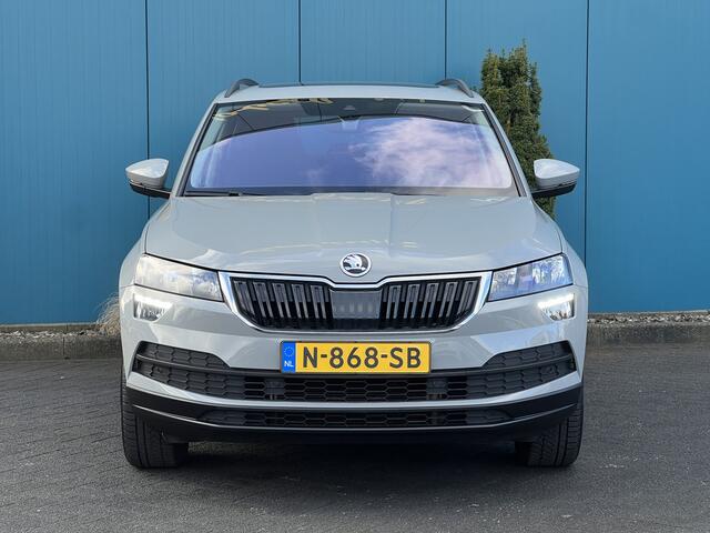 Skoda Karoq 1.5 TSI DSG AUT. Business Edition PANO | ELEK.TREKH | CARPLAY | STOEL/STUURVERW | ADAPT.CRUISE | NAV | PDC | LMV