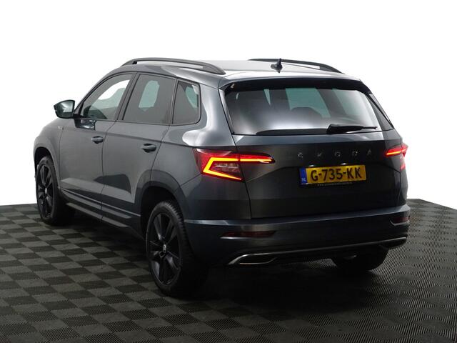 Skoda Karoq 1.5 TSI ACT Sportline Business- RS Interieur, Sfeerverlichting, Carbon, Carplay, Android Auto, Virtual Cockpit