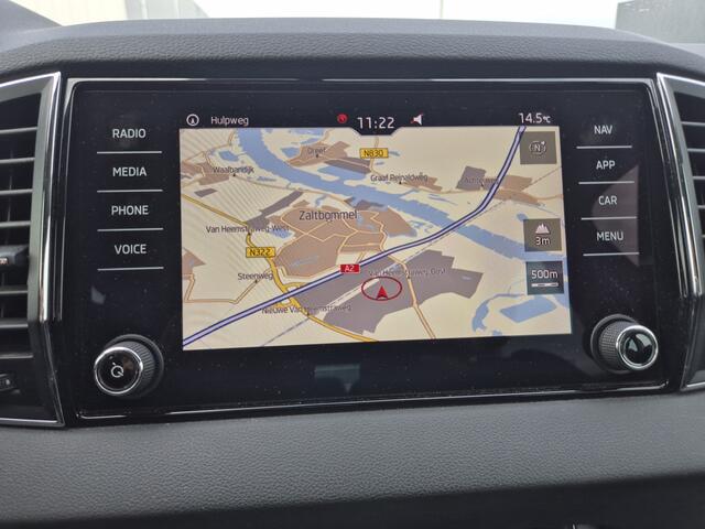 Skoda Karoq 1.0 TSI Business Edition Parkeersensoren / Stoelverwarming.