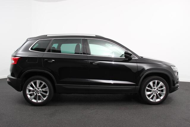 Skoda Karoq 1.5 TSI DSG Style Celebration | Navigatie | Adaptive Cruise Control | Lane/Side Assist | 18 Inch Lichtmetalen Velgen |