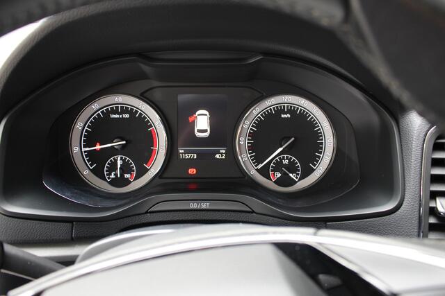 Skoda Karoq 1.0 TSI Business Edition | Airco | Navigatie | PDC-Achter | Trekhaak