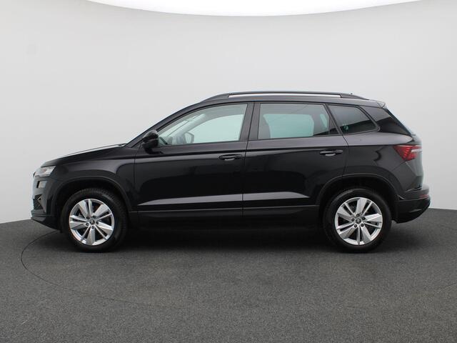 Skoda Karoq 1.5 TSI ACT Business Edition 150PK DSG Achteruitrijcamera, Navi via Apple Carplay/Android Auto, Keyless, Stoel-Stuurverwarming, Clima, 17" LM Velgen