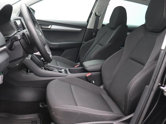 Skoda Karoq 1.5 TSI ACT Business Edition 150PK DSG Achteruitrijcamera, Navi via Apple Carplay/Android Auto, Keyless, Stoel-Stuurverwarming, Clima, 17" LM Velgen