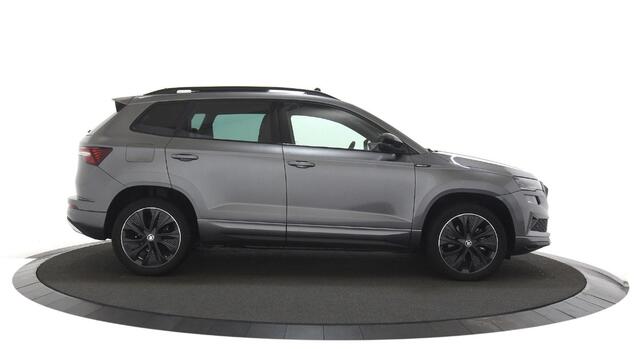 Skoda Karoq 1.5 TSI ACT Sportline Business Leer / Panoramadak / Camera 360