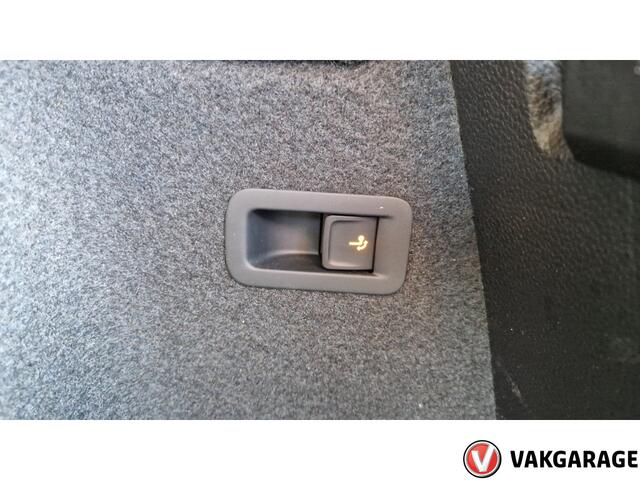 Skoda Karoq 1e eig. org km. 1.0 TSI Ambition